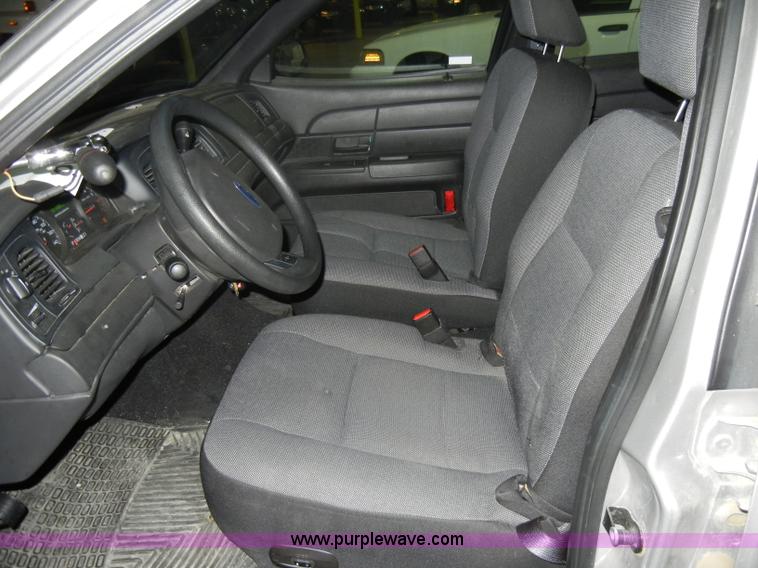 image for item C4391 2008 Ford Crown Victoria Police Interceptor