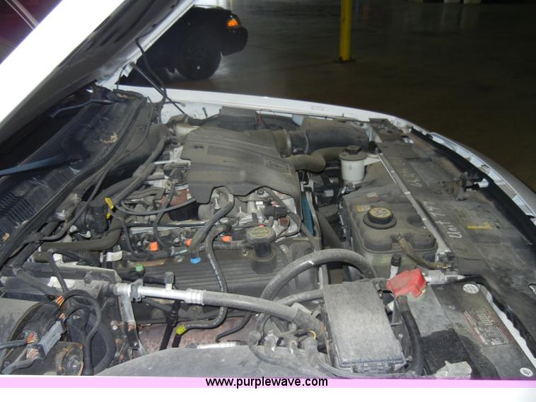 image for item C4393 2004 Ford Crown Victoria Police Interceptor