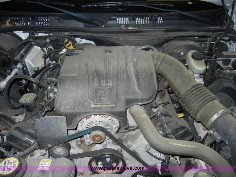 image for item C4393 2004 Ford Crown Victoria Police Interceptor