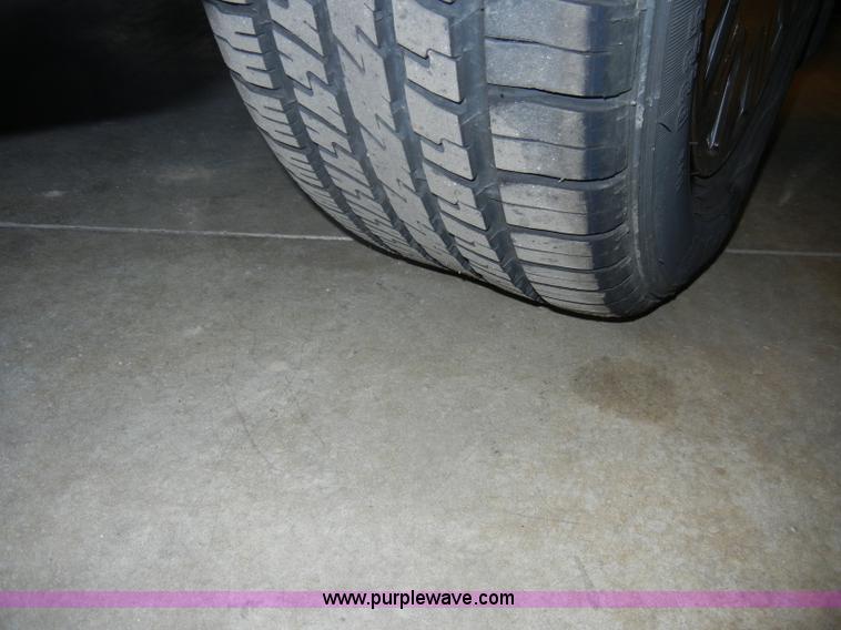 image for item C4393 2004 Ford Crown Victoria Police Interceptor