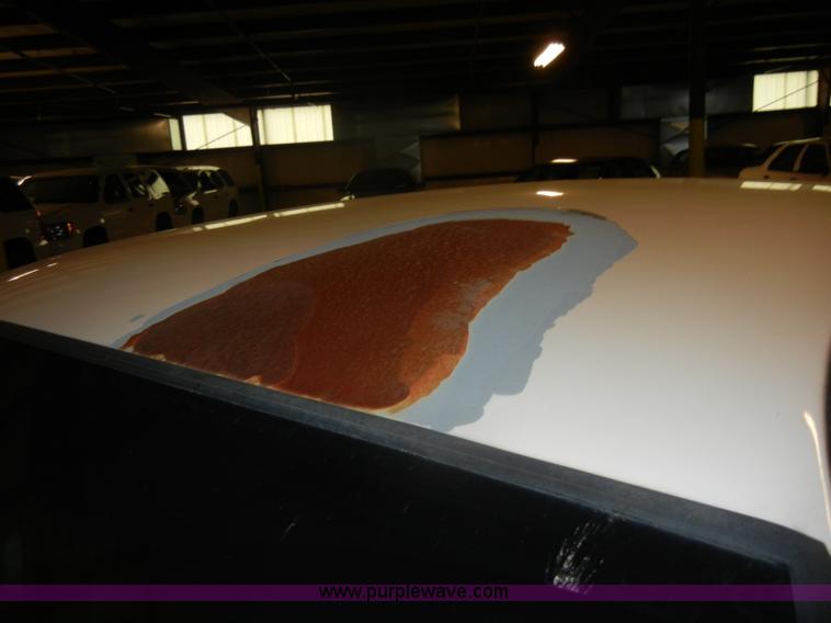 image for item C4393 2004 Ford Crown Victoria Police Interceptor