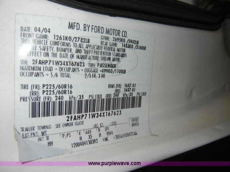 image for item C4393 2004 Ford Crown Victoria Police Interceptor