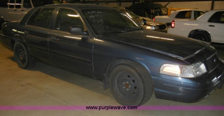 image for item C4394 2008 Ford Crown Victoria Police Interceptor