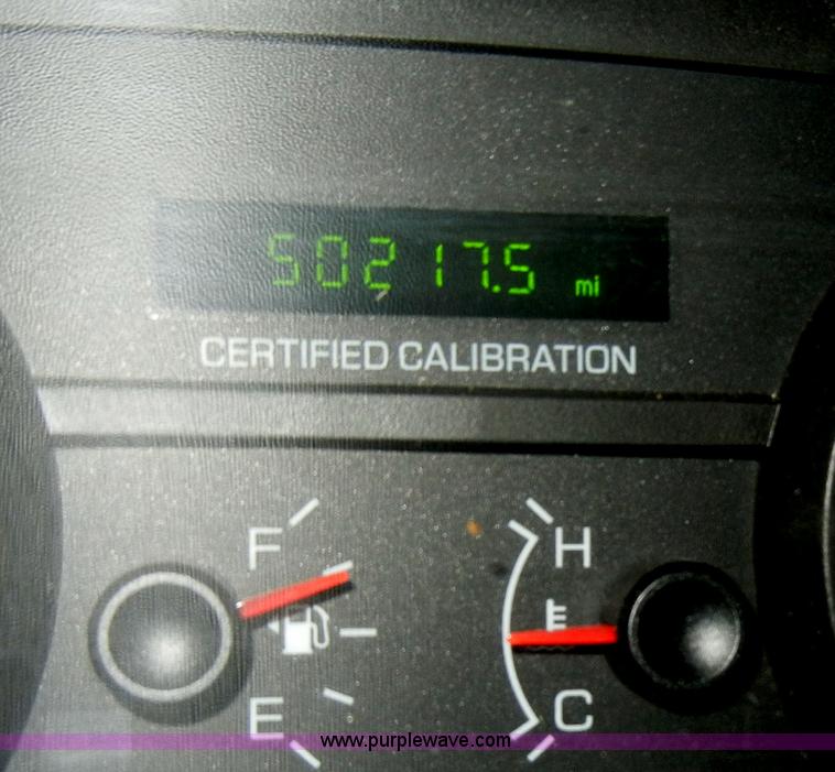 image for item C4394 2008 Ford Crown Victoria Police Interceptor