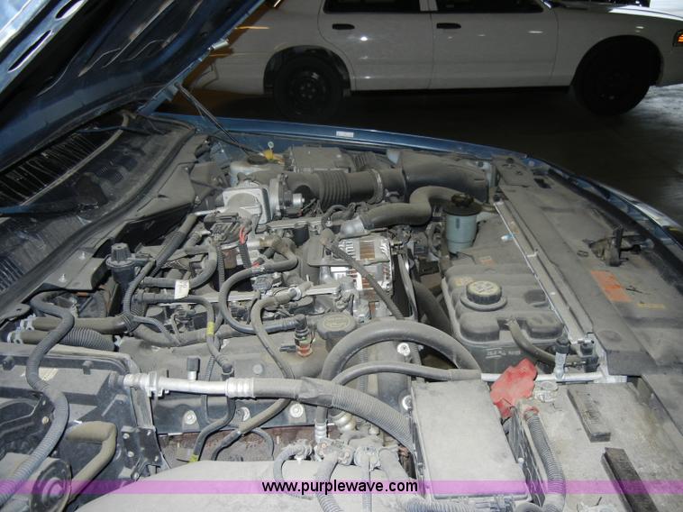 image for item C4394 2008 Ford Crown Victoria Police Interceptor