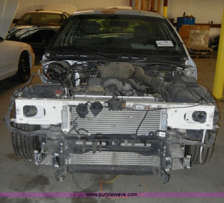 image for item C4404 2003 Ford Crown Victoria Police Interceptor