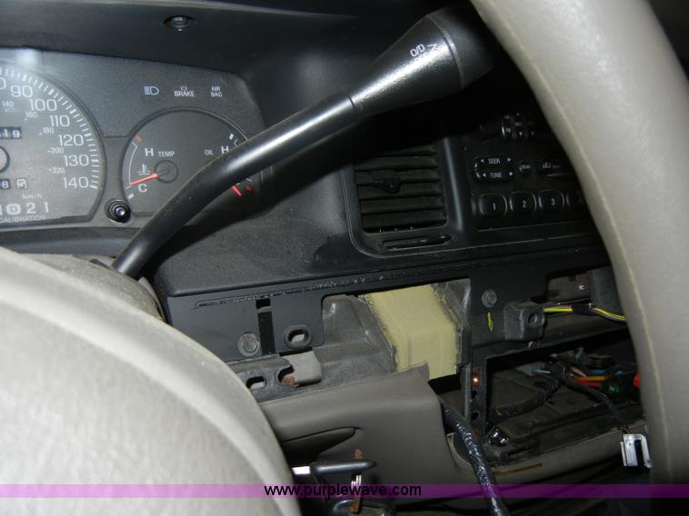 image for item C4404 2003 Ford Crown Victoria Police Interceptor