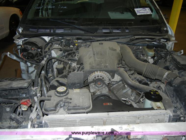 image for item C4404 2003 Ford Crown Victoria Police Interceptor