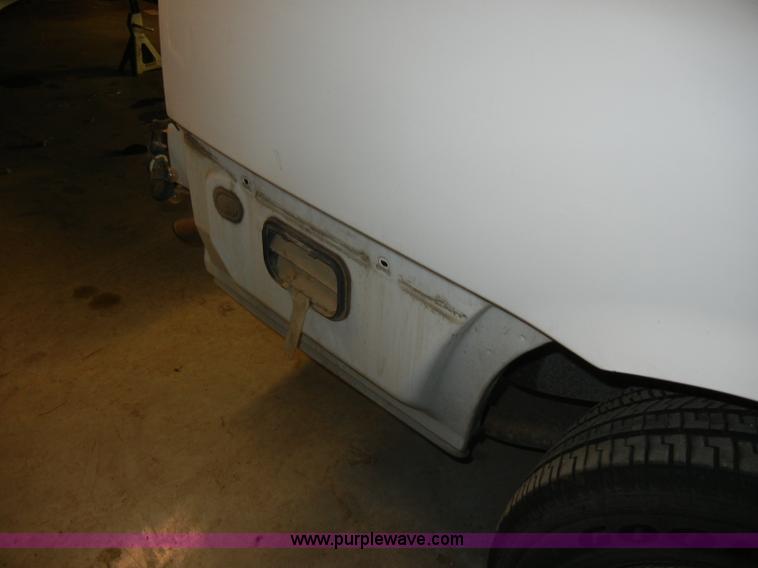 image for item C4404 2003 Ford Crown Victoria Police Interceptor