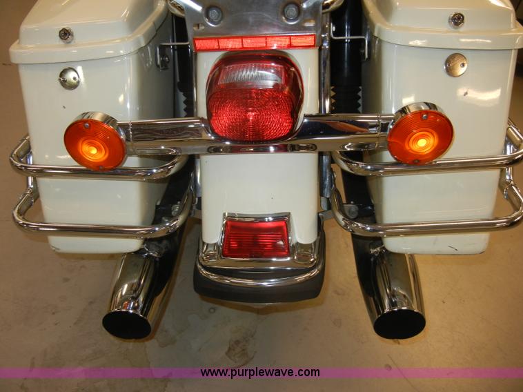 image for item S9389 2001 Harley-Davidson FLHPI Road King Police motorcycle