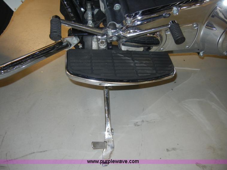 image for item S9390 2001 Harley-Davidson FLHPI Road King Police motorcycle