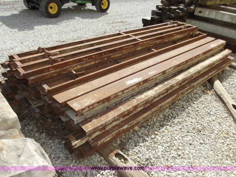 image for item B9173 Dee curb forms