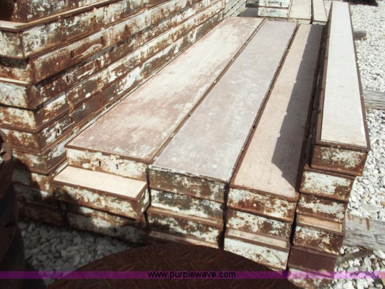 image for item B9174 6' Patent Mod-U-Form hand set filler forms