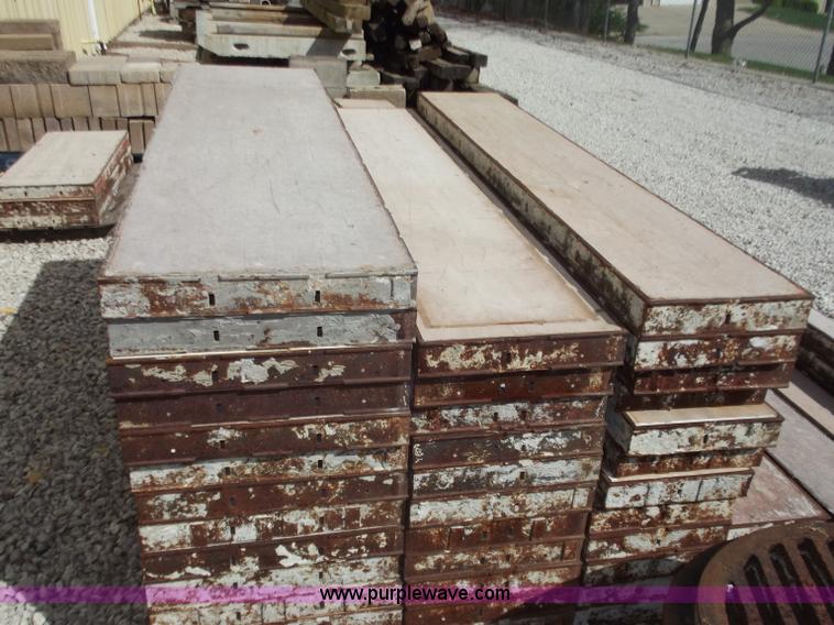 image for item B9174 6' Patent Mod-U-Form hand set filler forms