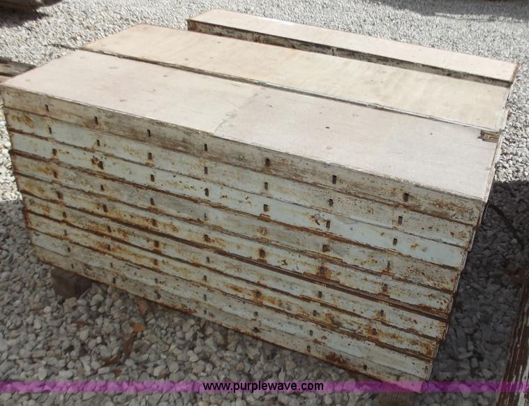 image for item B9175 4' Patent Mod-U-Form hand set filler forms