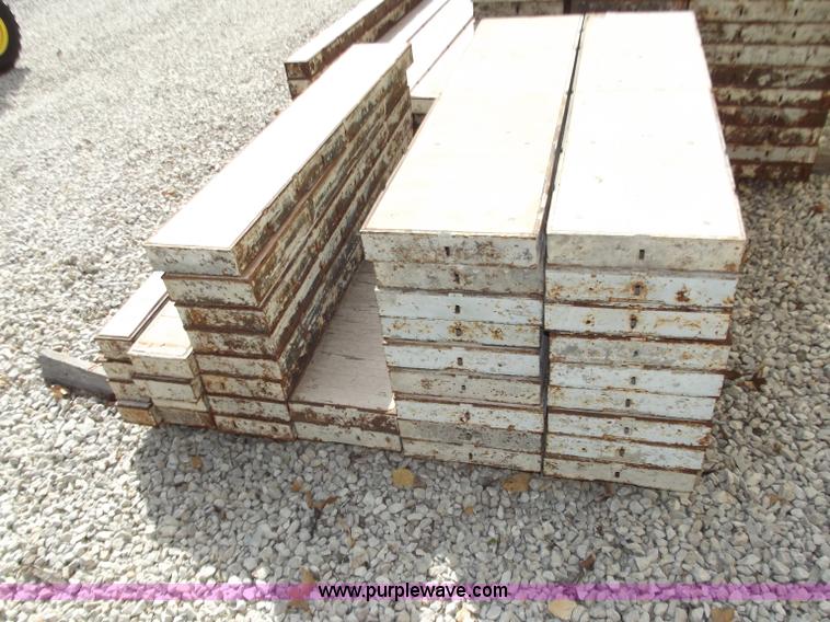 image for item B9175 4' Patent Mod-U-Form hand set filler forms