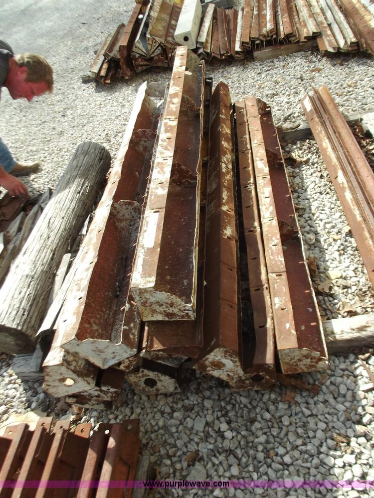 image for item B9180 (12) Mod-U-Form 6' inside corners