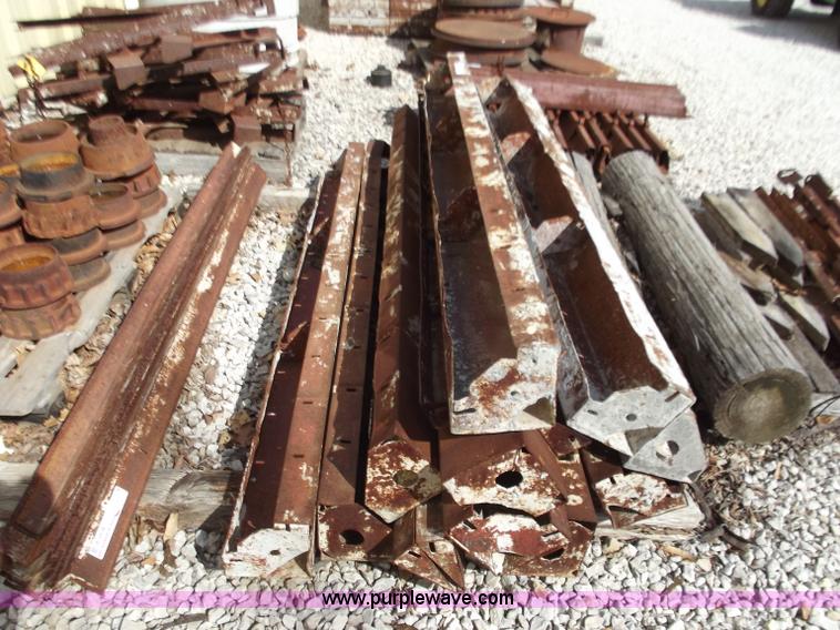 image for item B9180 (12) Mod-U-Form 6' inside corners