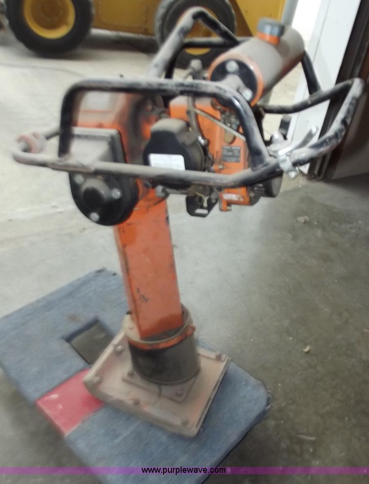 image for item B9184 MultiQuip Makasa tamping rammer