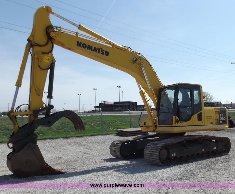 image for item D3760 2007 Komatsu PC200LC-8 excavator