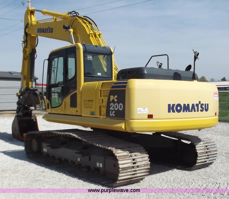image for item D3760 2007 Komatsu PC200LC-8 excavator
