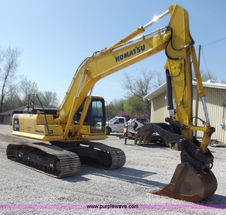 image for item D3760 2007 Komatsu PC200LC-8 excavator