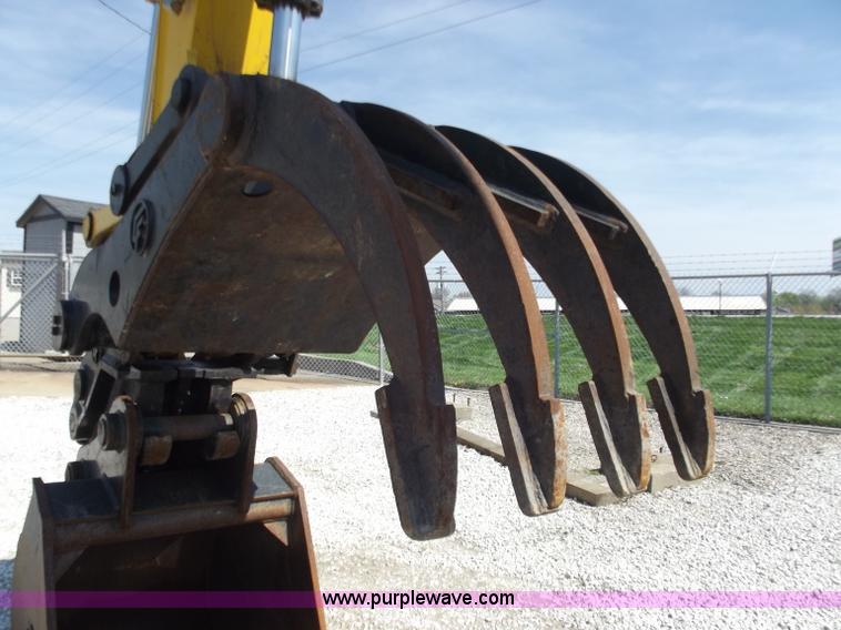 image for item D3760 2007 Komatsu PC200LC-8 excavator