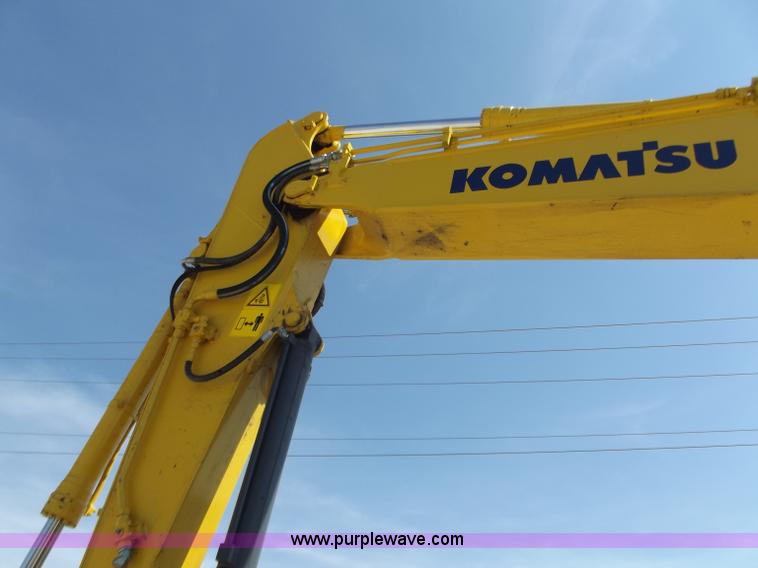 image for item D3760 2007 Komatsu PC200LC-8 excavator