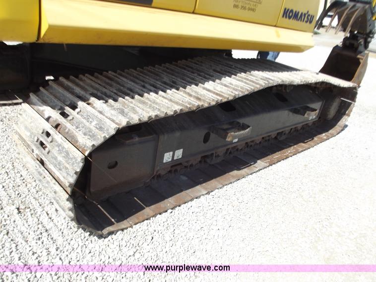 image for item D3760 2007 Komatsu PC200LC-8 excavator