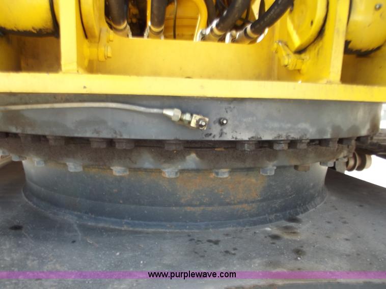 image for item D3760 2007 Komatsu PC200LC-8 excavator