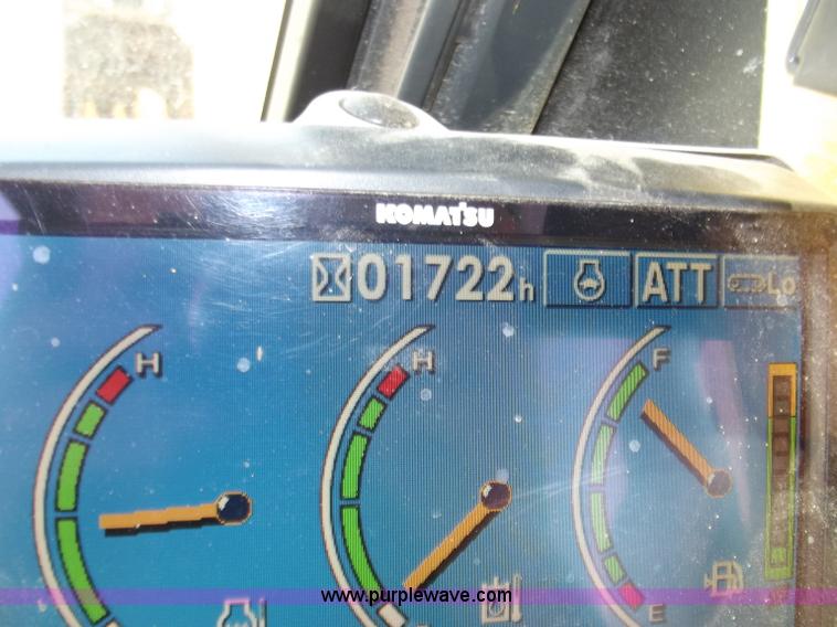 image for item D3760 2007 Komatsu PC200LC-8 excavator