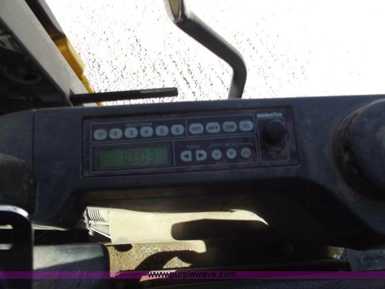 image for item D3760 2007 Komatsu PC200LC-8 excavator