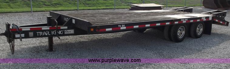 image for item D3777 1998 Trail King TK20-2400 tandem axle equipment trailer