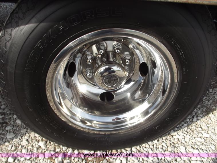 image for item D3777 1998 Trail King TK20-2400 tandem axle equipment trailer