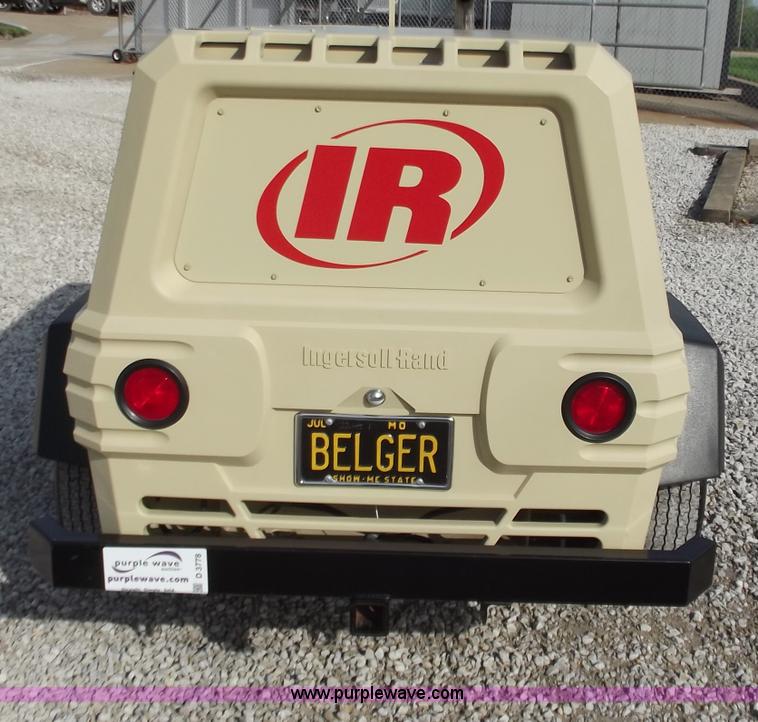 image for item D3778 Ingersoll Rand 185 Platinum Series towable compressor
