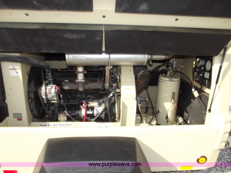 image for item D3778 Ingersoll Rand 185 Platinum Series towable compressor