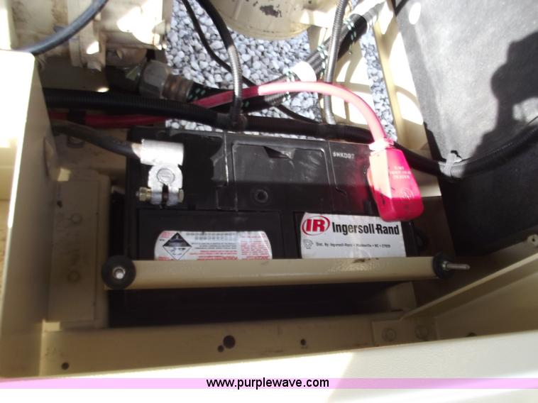 image for item D3778 Ingersoll Rand 185 Platinum Series towable compressor