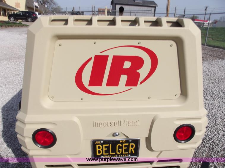 image for item D3778 Ingersoll Rand 185 Platinum Series towable compressor