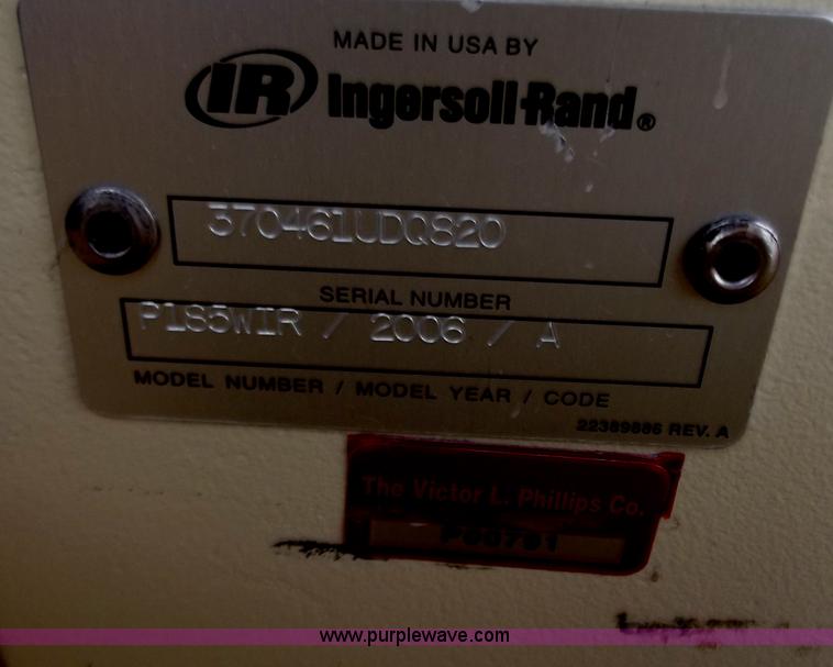 image for item D3778 Ingersoll Rand 185 Platinum Series towable compressor
