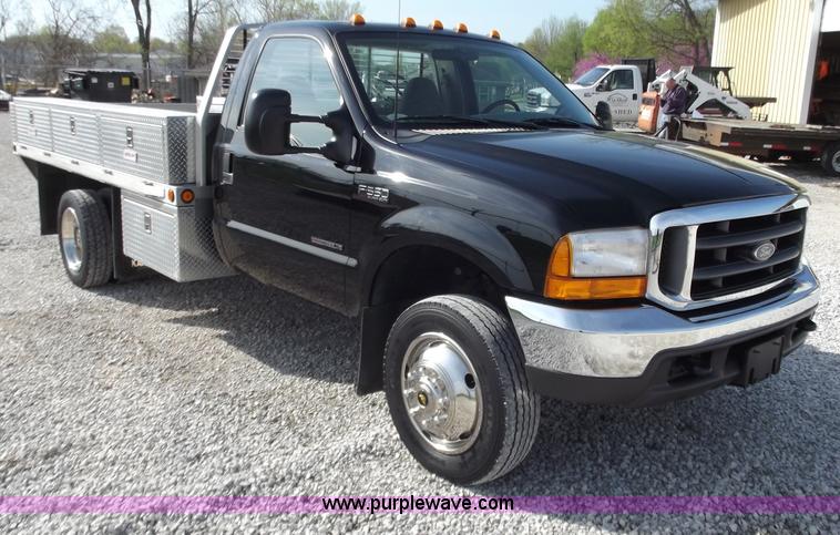 image for item D3780 1999 Ford F550 XLT Super Duty service truck
