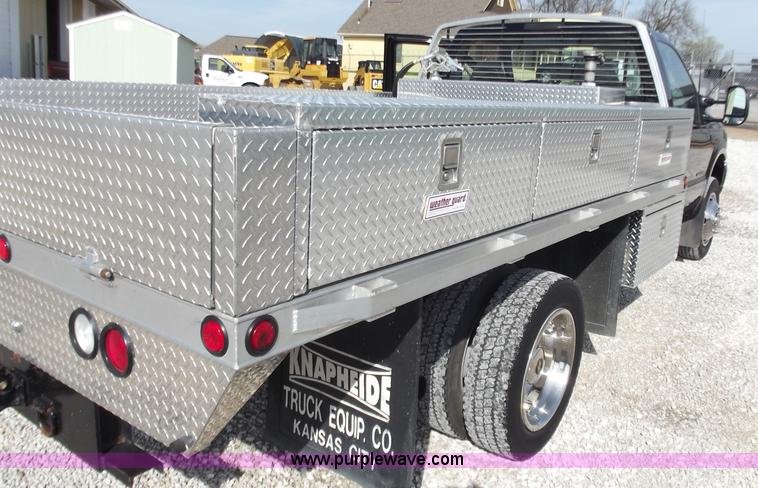 image for item D3780 1999 Ford F550 XLT Super Duty service truck