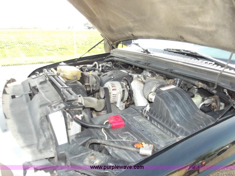 image for item D3780 1999 Ford F550 XLT Super Duty service truck