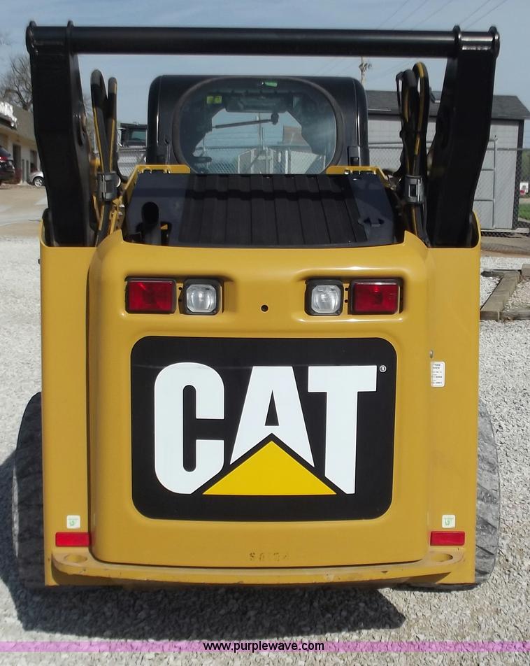 image for item D3781 Caterpillar 272C skid steer