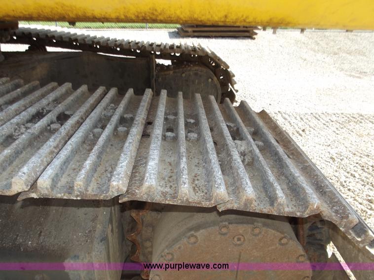 image for item D3783 2004 Komatsu PC400LC-7L excavator