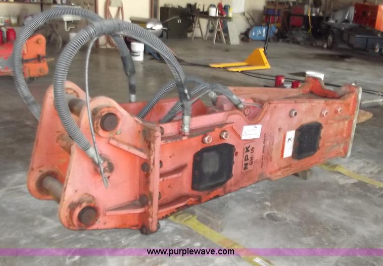 image for item D3784 2006 NPK GH-18 hydraulic hammer