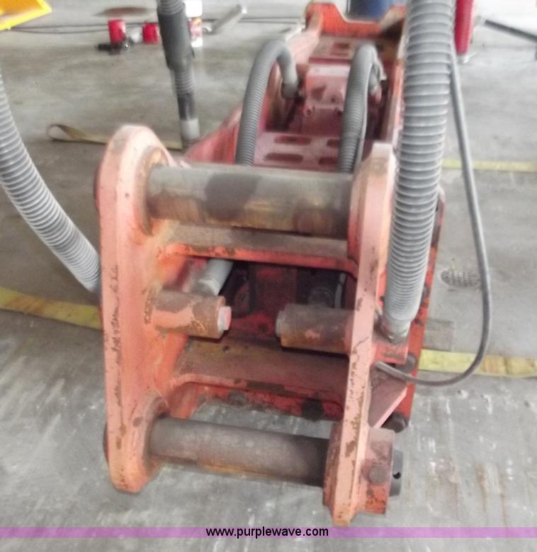 image for item D3784 2006 NPK GH-18 hydraulic hammer