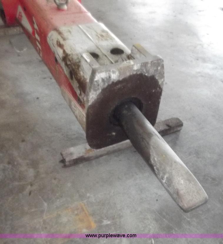 image for item D3785 Rammer E68 hydraulic bit