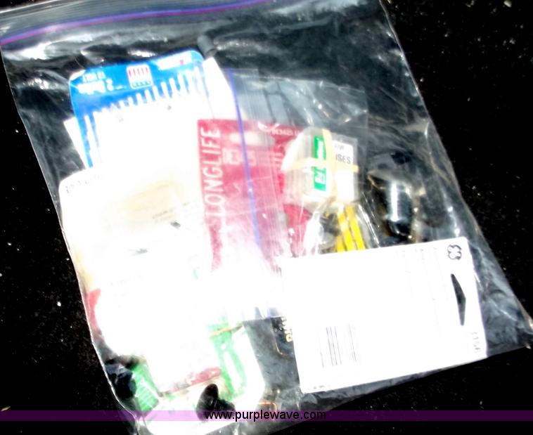 image for item D3786 1995 Mercedes Benz S420