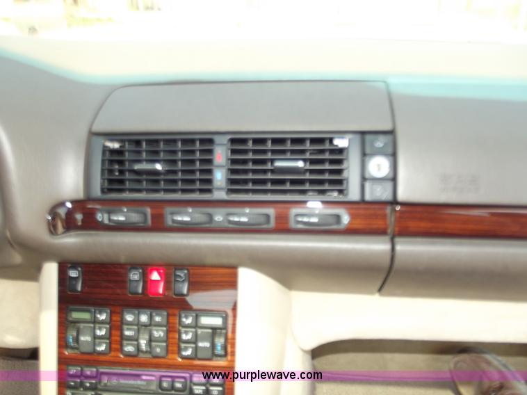 image for item D3786 1995 Mercedes Benz S420