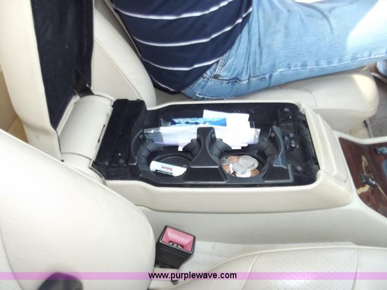 image for item D3786 1995 Mercedes Benz S420